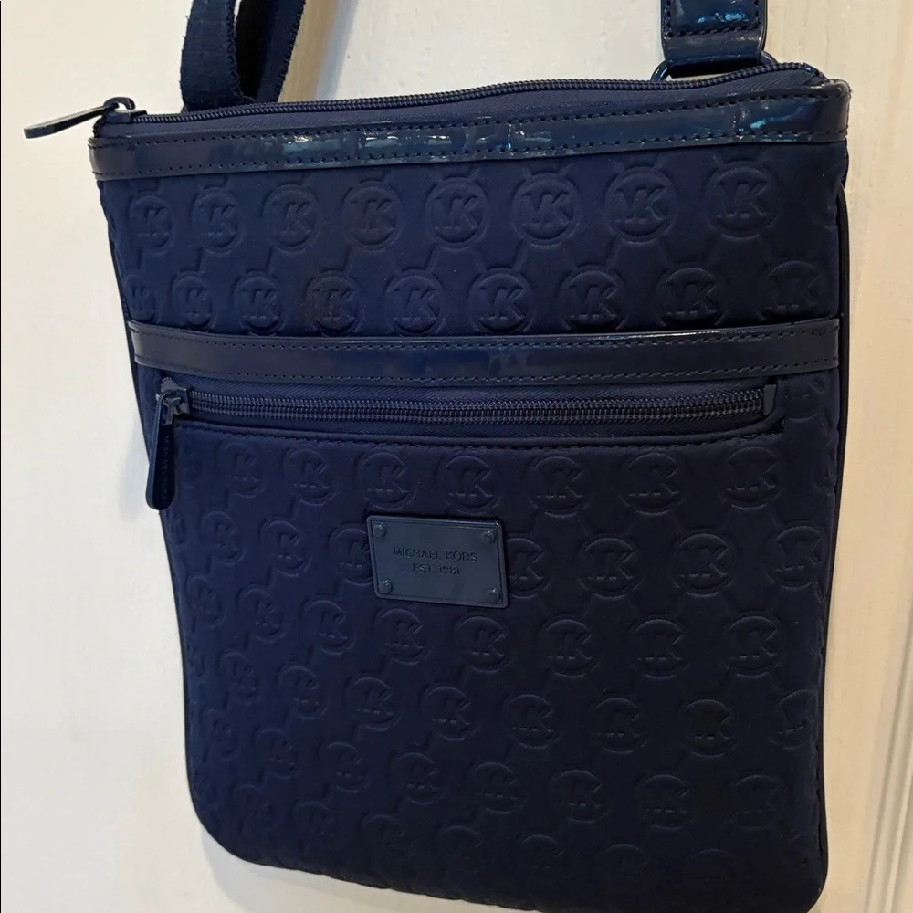 Michael Kors Dark Blue Messenger Bag‎ crossbody purse